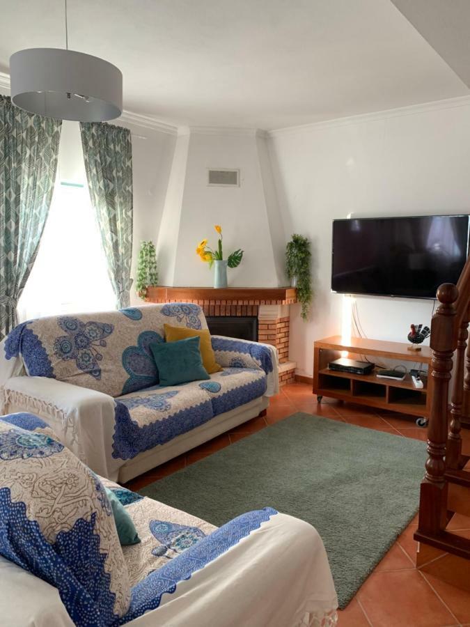 Casa De Praia T3 Em Алмограве Экстерьер фото